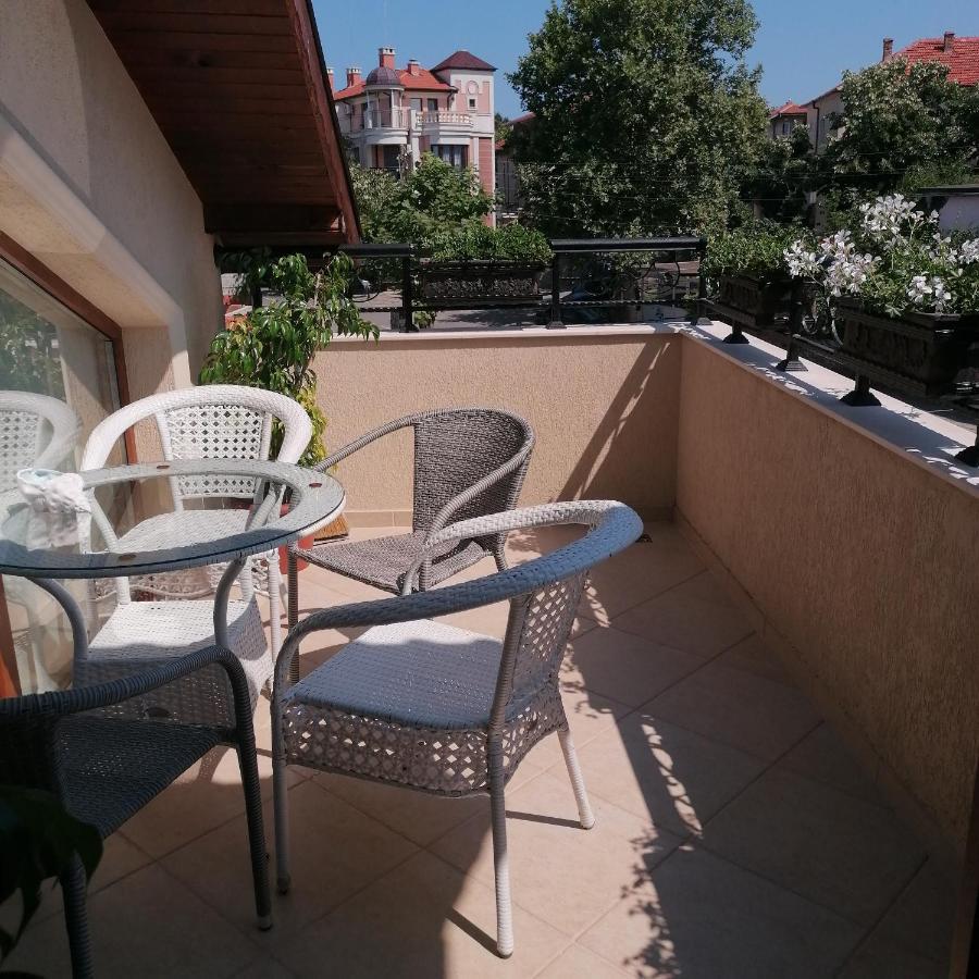 Apartments Dona Chernomorets Exterior photo
