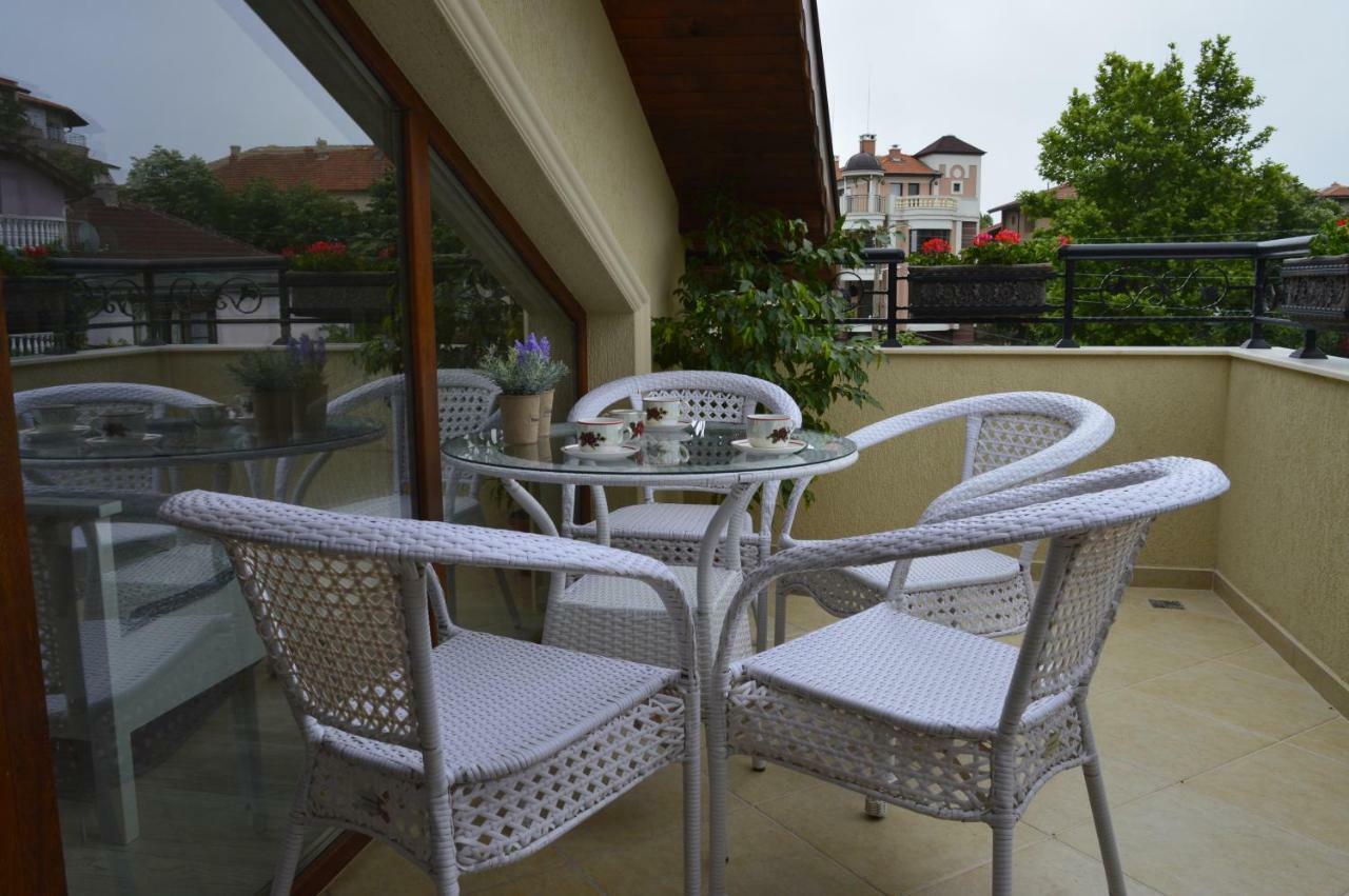 Apartments Dona Chernomorets Exterior photo